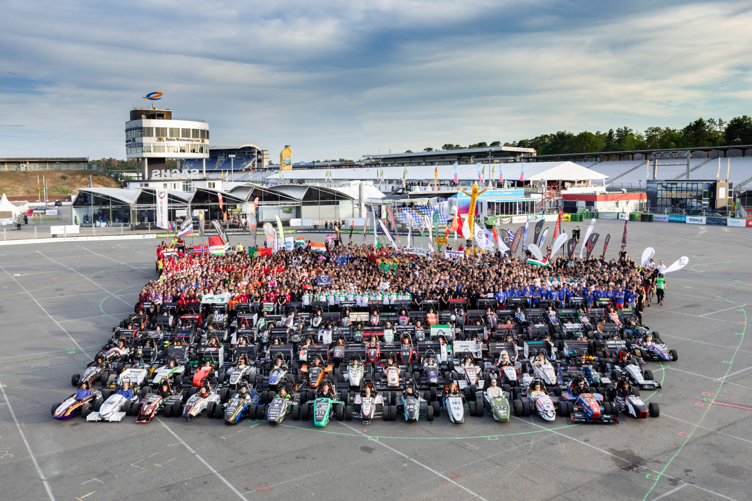 20190808_19-32-23_1634_maru